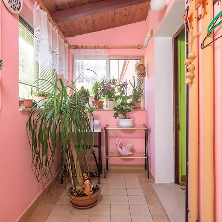 With A Parking Space - 16053 * Pula