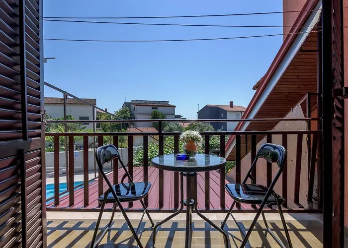 With Parking Space - 16053 Apartmán Pula